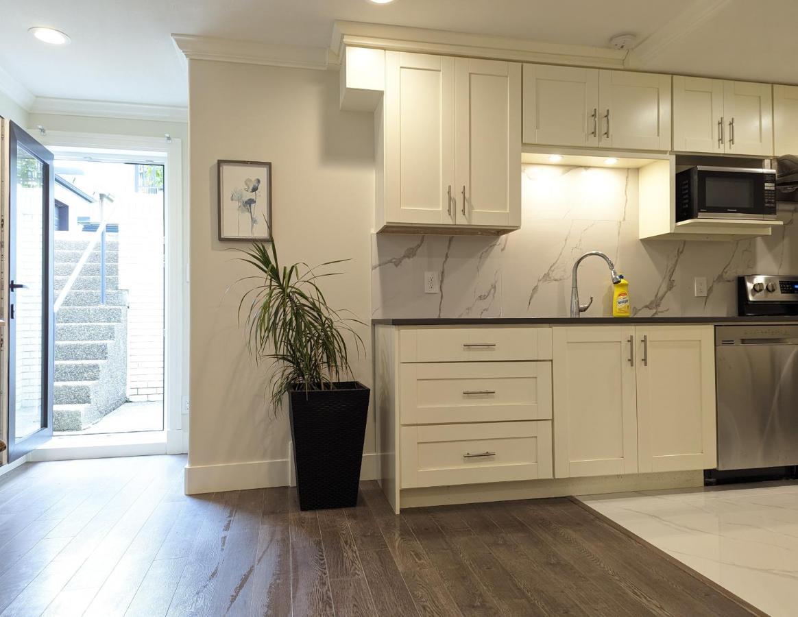 Nice Home Away At Vancouver Near Yvr מראה חיצוני תמונה